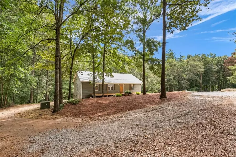 482 OLD ROANOKE RD, Bowdon, GA 30108