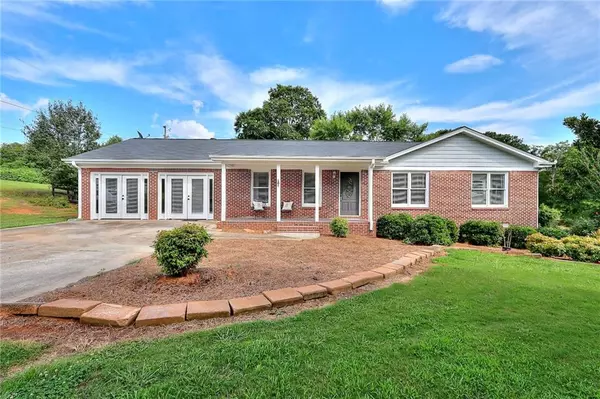 5410 Hightower TRL, Oxford, GA 30054