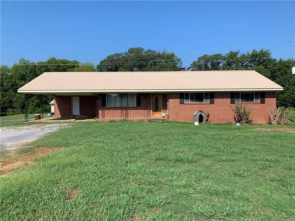 6381 N 225 HWY, Chatsworth, GA 30705