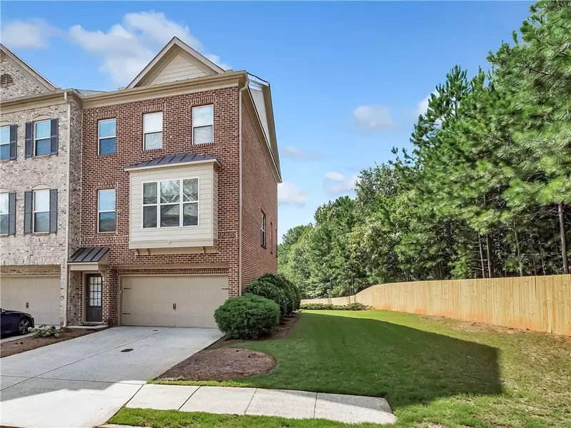 241 Bell Grove LN #95, Suwanee, GA 30024