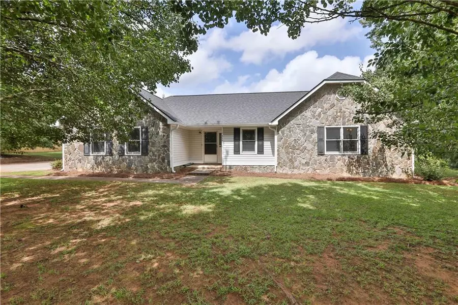 320 Country Squire, Fayetteville, GA 30215