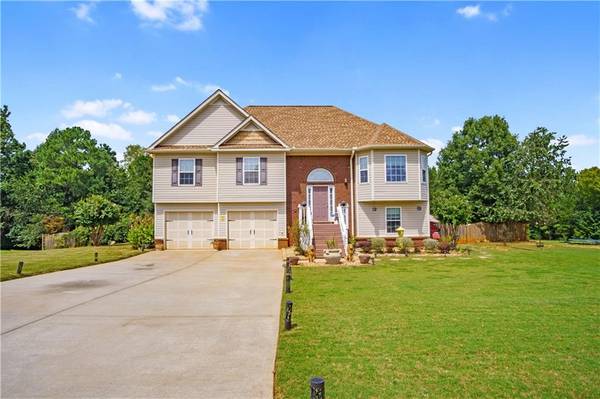 85 Rivercrest LN, Covington, GA 30016