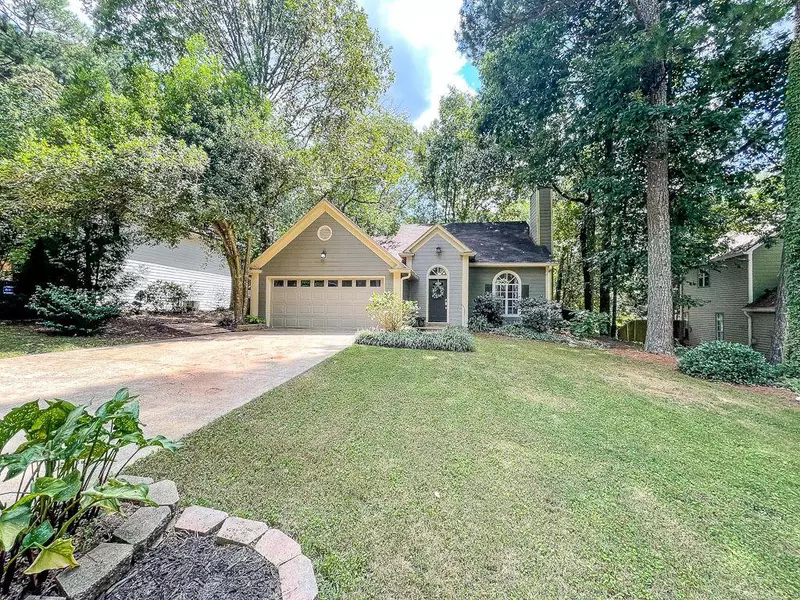 1797 MAY GLEN DR NW, Acworth, GA 30102