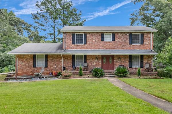 544 Safari CIR, Stone Mountain, GA 30083