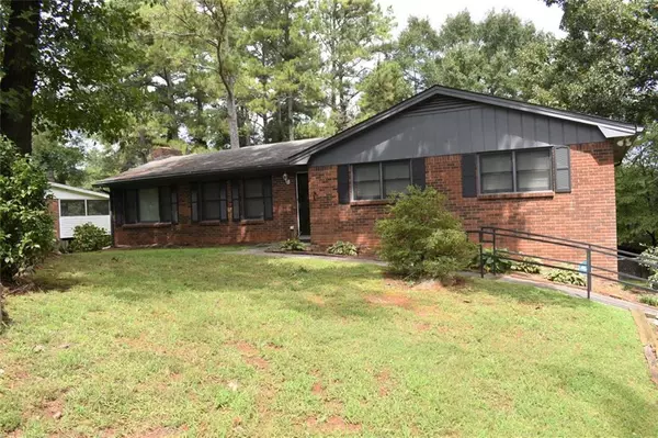 609 EVERGREEN DR, Woodstock, GA 30188