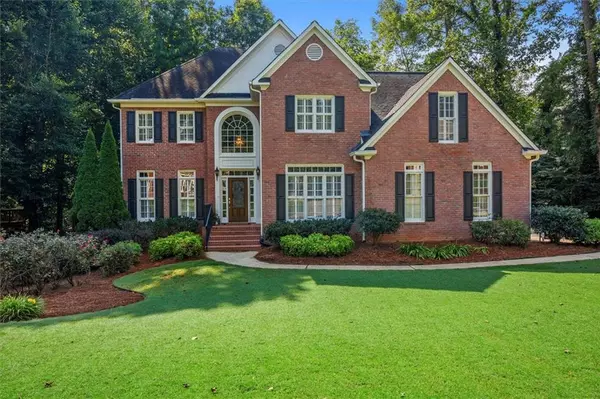 3560 Treeline PASS NE, Roswell, GA 30075