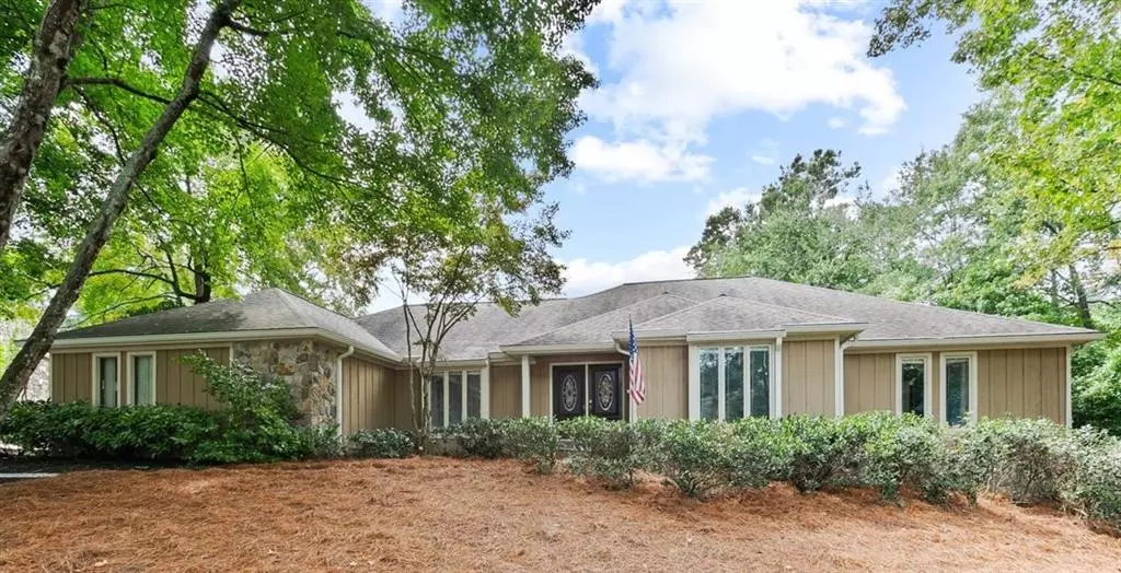 3085 Roxburgh Drive, Roswell, GA 30076