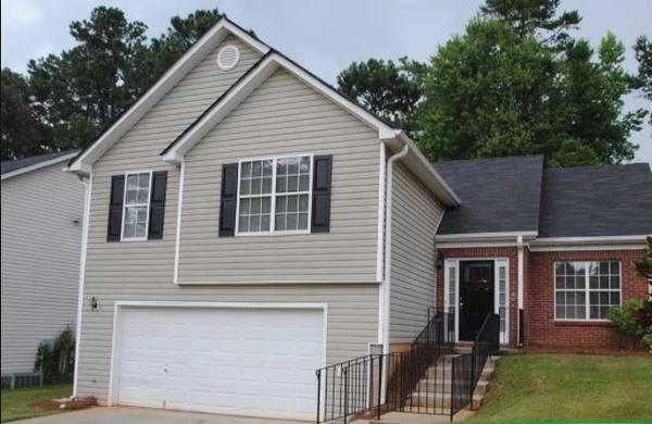 11608 Spring Lake WAY, Fayetteville, GA 30215