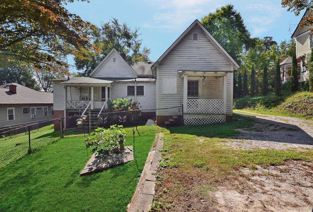 Carrollton, GA 30117,327 Maple ST