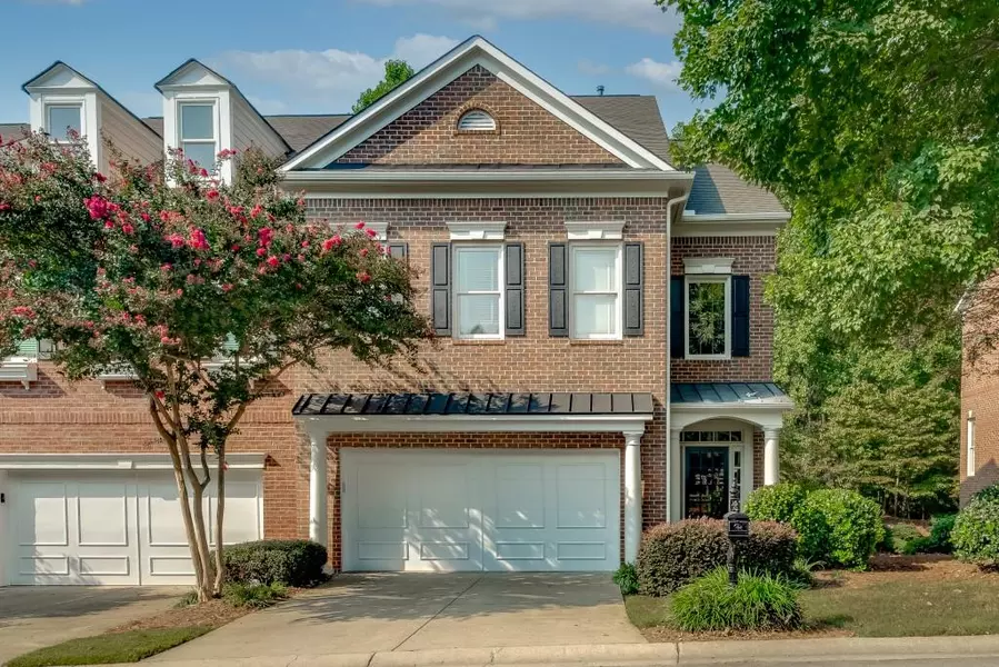 3009 Village Green DR, Roswell, GA 30075