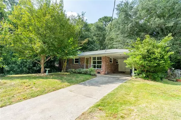 3138 Hollywood DR, Decatur, GA 30033