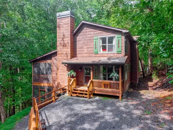 230 Grove LN, Ellijay, GA 30540