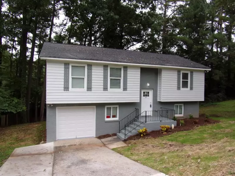 1793 Hunting Creek LN SE, Conyers, GA 30013