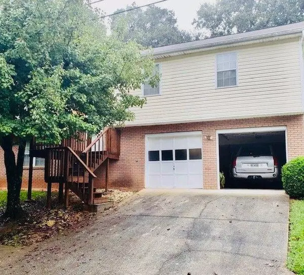 Stone Mountain, GA 30083,4394 OLD ALLGOOD CIR