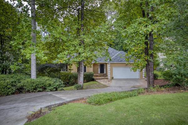 150 Roswell Farms CT, Roswell, GA 30075