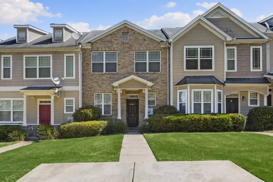 6326 Ellenwood DR, Rex, GA 30273