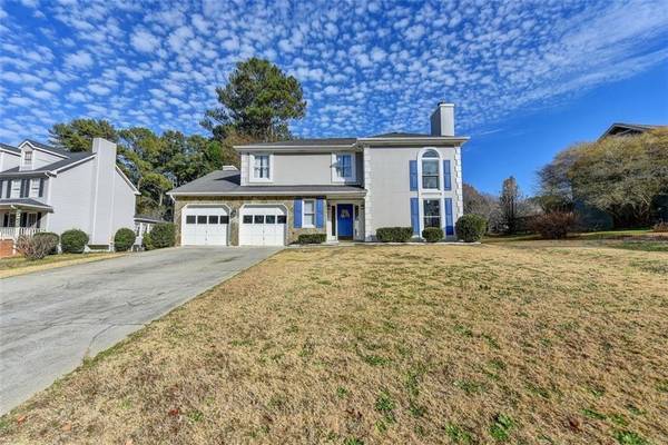 2040 Lakewood TRCE, Grayson, GA 30017