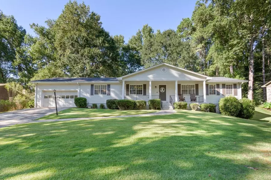 61 Vanya LN, Smyrna, GA 30082