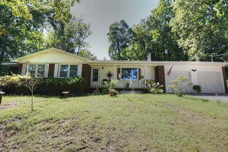 127 Garden Hill DR, Calhoun, GA 30701