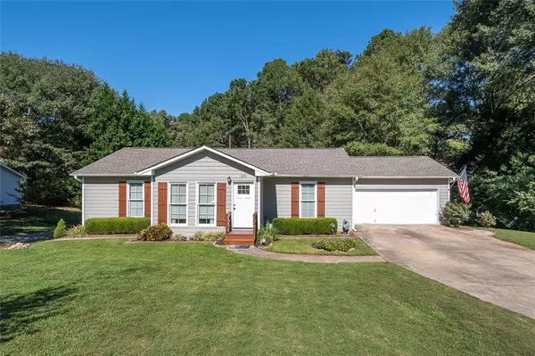 215 HICKORY TRCE, Auburn, GA 30011