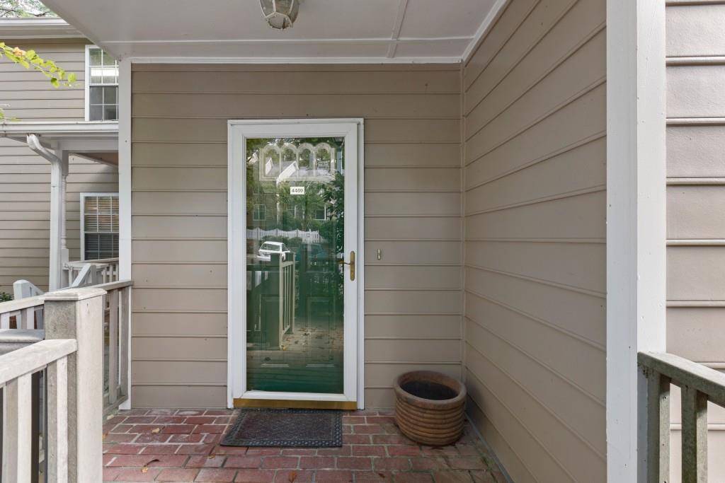 Dunwoody, GA 30338,4469 Pineridge CIR