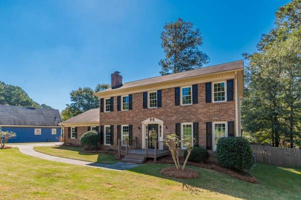 2971 Overwood LN, Snellville, GA 30078