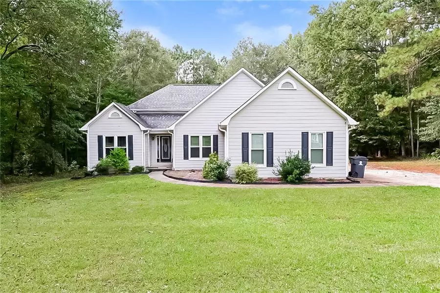 125 Christie LN, Mcdonough, GA 30252