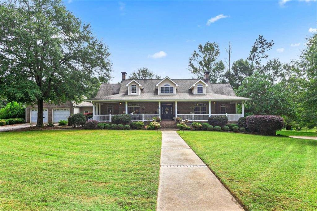 747 Centerpoint RD, Carrollton, GA 30117