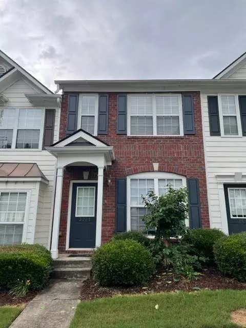 Peachtree Corners, GA 30092,3271 HIDDEN COVE CIR