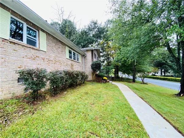 Forest Park, GA 30297,6106 Hickory DR