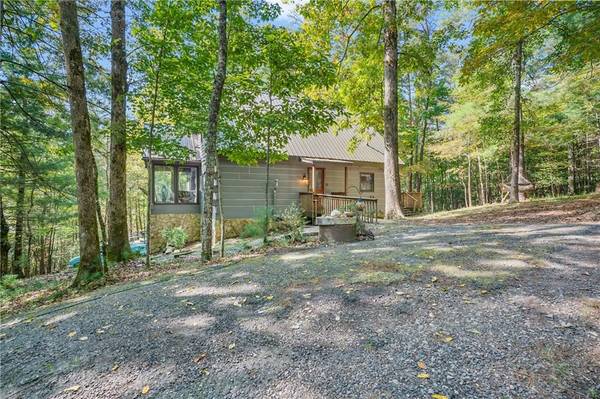 226 Pheasant Run LN, Ellijay, GA 30536