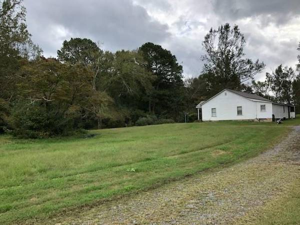 2017 Moores Ferry RD SW, Plainville, GA 30733