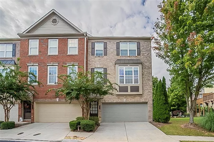 3222 GREENWOOD OAK DR, Peachtree Corners, GA 30092