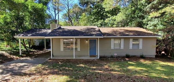 8443 N Pond DR, Riverdale, GA 30274