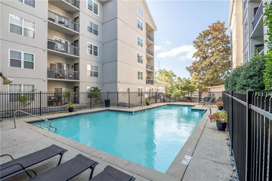 1074 Peachtree WALK NE #B213, Atlanta, GA 30309