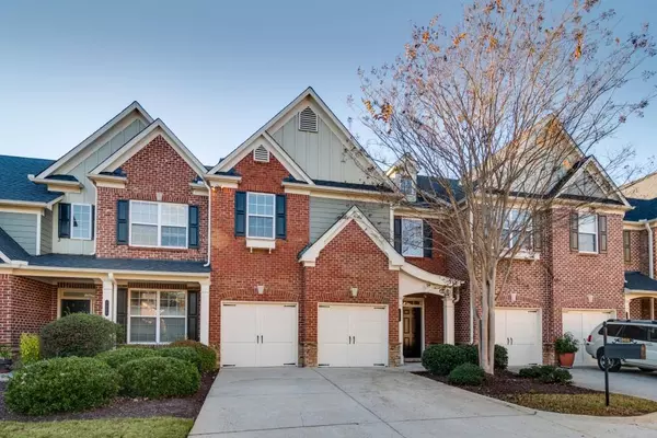 1608 Lexington DR, Roswell, GA 30075