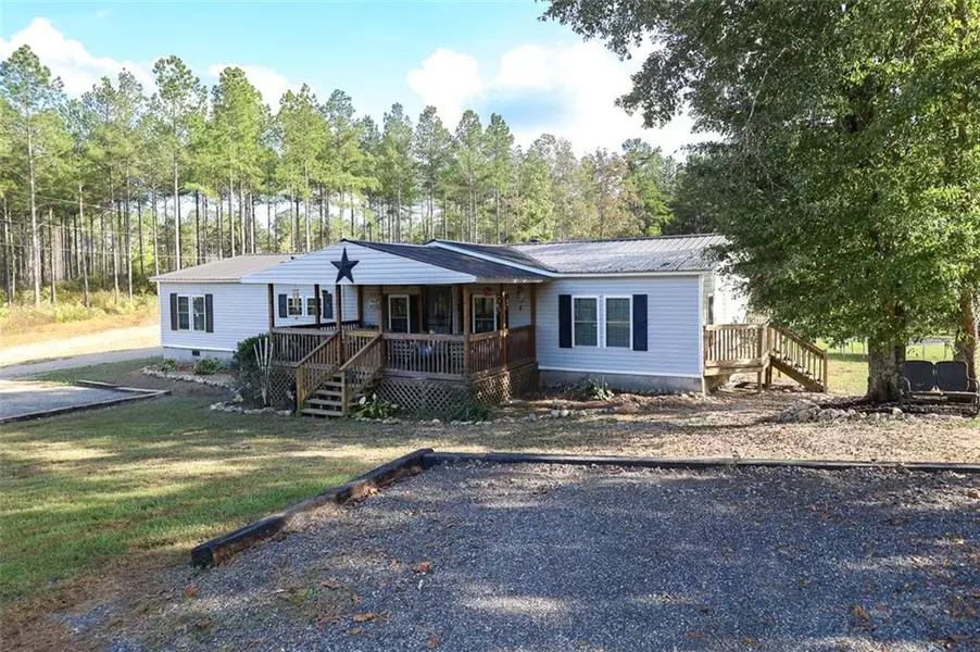 1332 ABRAMS RD SE, Silver Creek, GA 30173