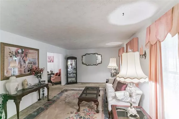 Stone Mountain, GA 30087,443 PINEBURR LN