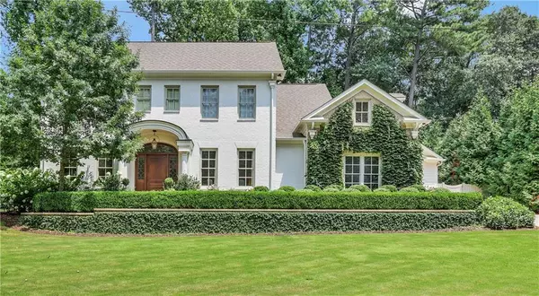 1001 Dawn View LN NW, Atlanta, GA 30327
