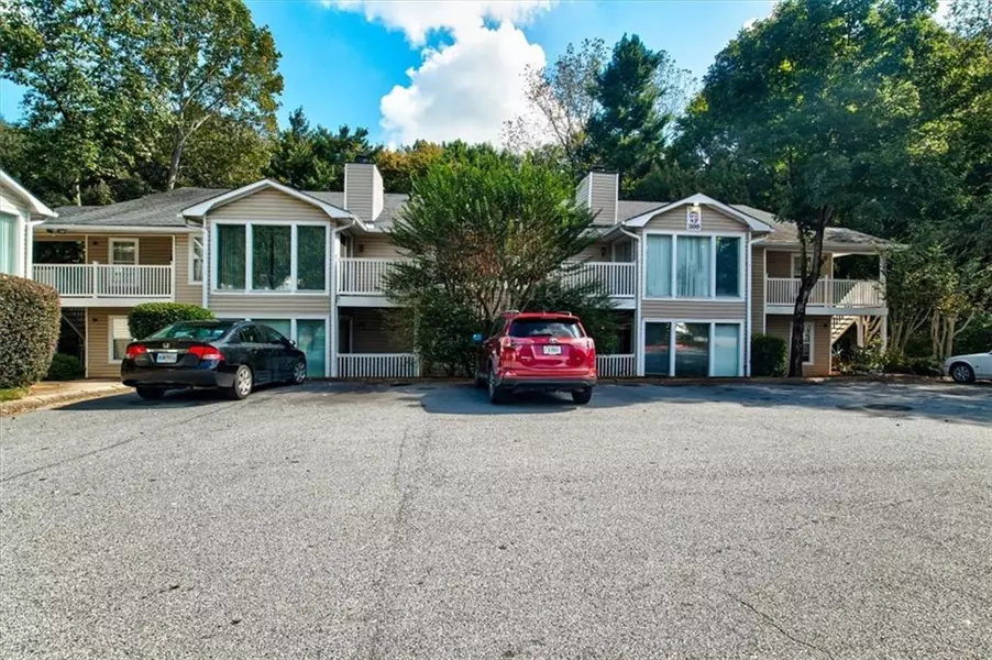 306 Augusta DR SE, Marietta, GA 30067