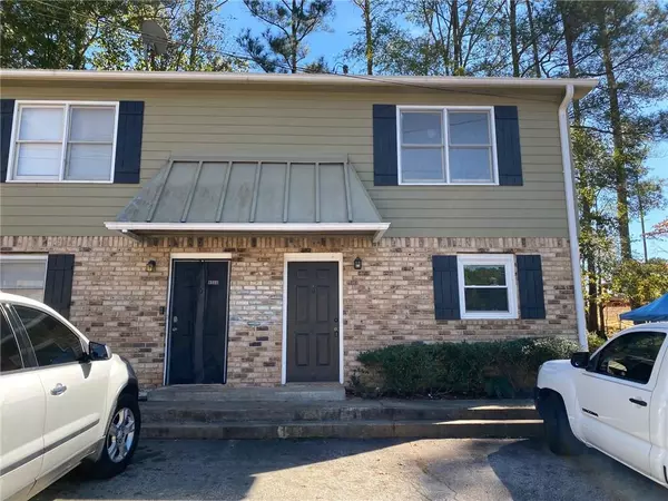 Norcross, GA 30093,956 Six Oaks CIR #956B