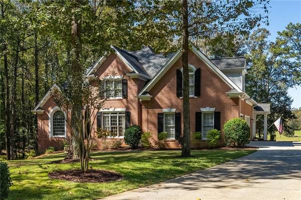 475 Champions View DR, Milton, GA 30004