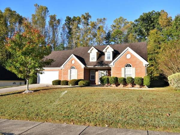 5393 S Crest Ridge DR, Ellenwood, GA 30294