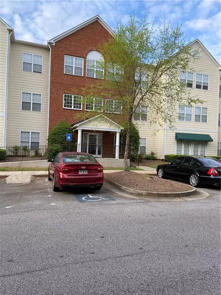 3302 DOGWOOD DR #228, Hapeville, GA 30354