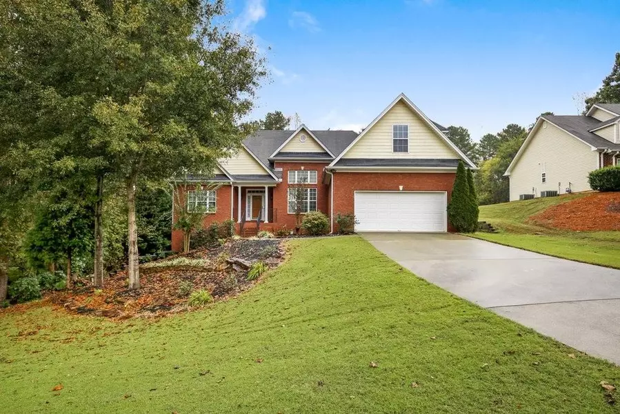 2011 Forsyth Park LN, Hoschton, GA 30548