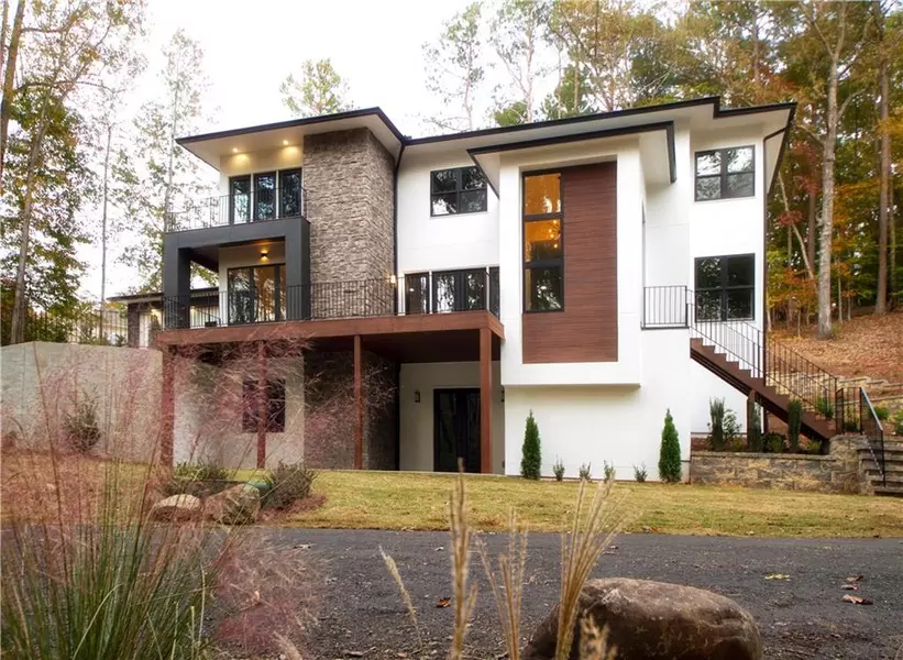 4580 BUSH RD, Berkeley Lake, GA 30096