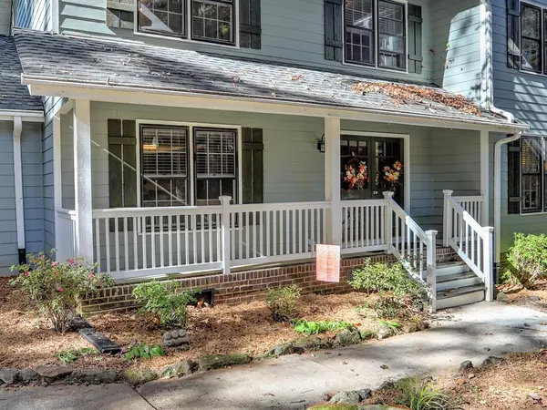 Atlanta, GA 30340,2808 Thornridge DR