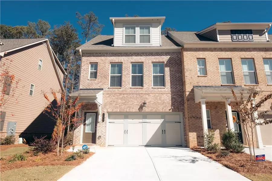 291 Mahone DR #12, Lilburn, GA 30047