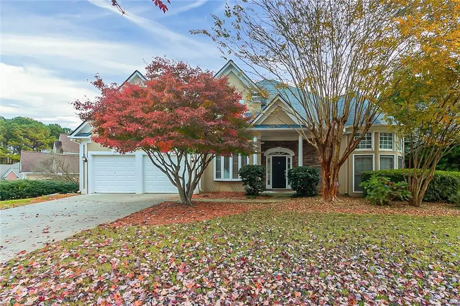 600 Olde Shire CT, Roswell, GA 30075