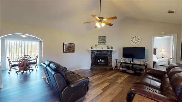 Braselton, GA 30517,281 Duck RD